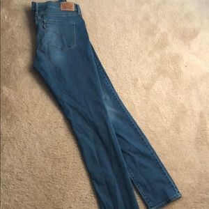 Levi’s 311 Shaping Skinny